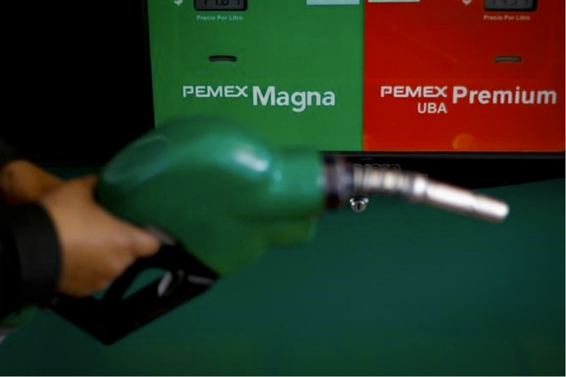 combinar gasolina magna y premium